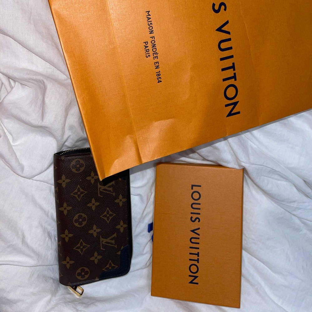 Louis Vuitton Wallet